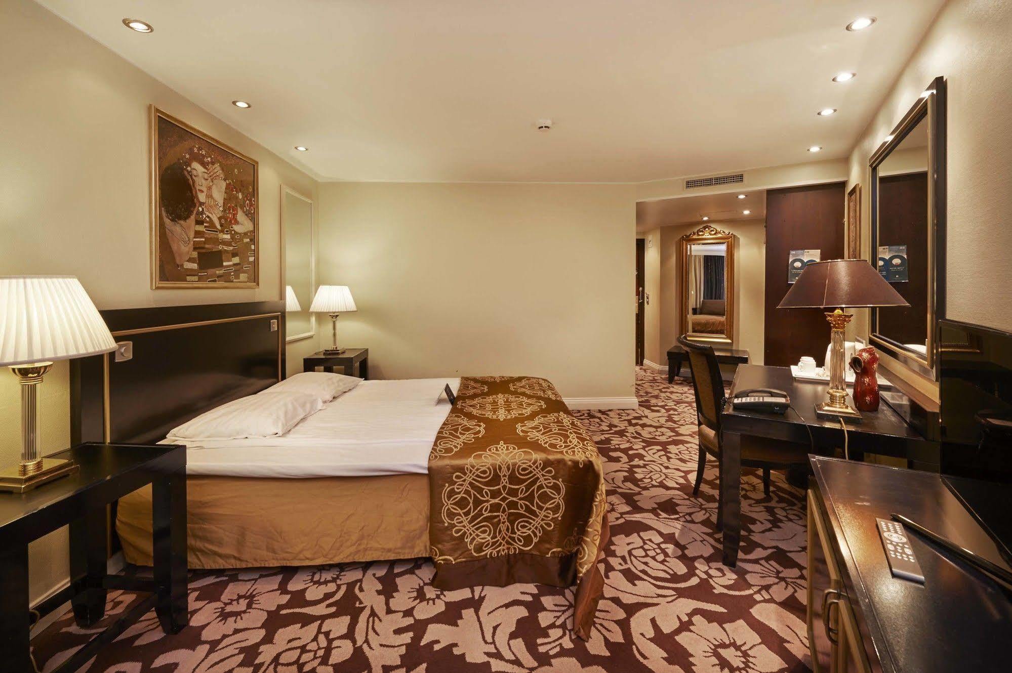 Seurahuone Helsinki Hotel Екстериор снимка